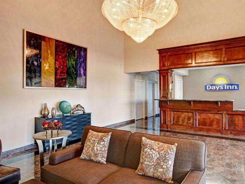 Days Inn & Suites By Wyndham Houston North - Spring Εξωτερικό φωτογραφία