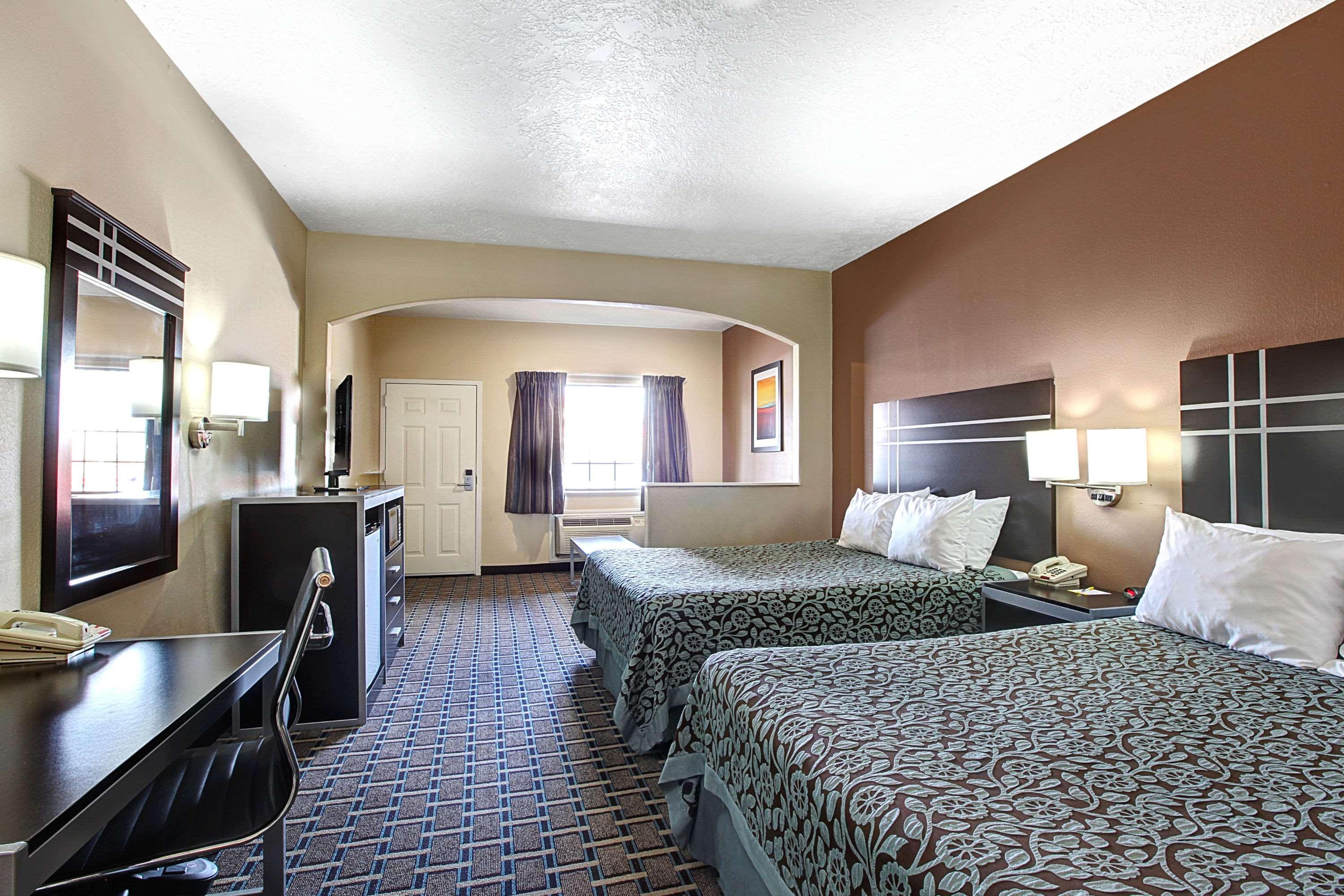 Days Inn & Suites By Wyndham Houston North - Spring Εξωτερικό φωτογραφία
